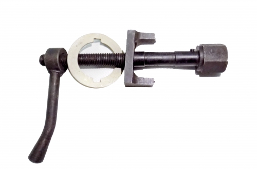 Приспособление для сжатия пружины/съемник полу- муфты ведомого шкива вариатора