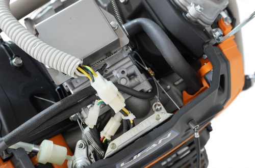 Двигатель Lifan LF2V80F-A (4500), 29 л.с. D25 20А (вариатор+провода+выхлопн система) на Буран