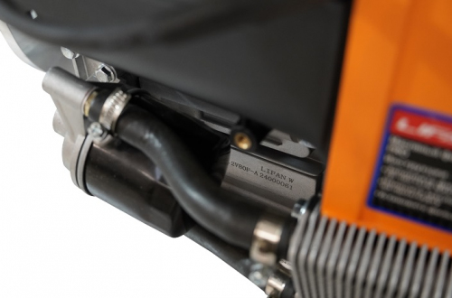 Двигатель Lifan LF2V80F-A (4500), 29 л.с. D25 20А (вариатор+провода+выхлопн система) на Буран